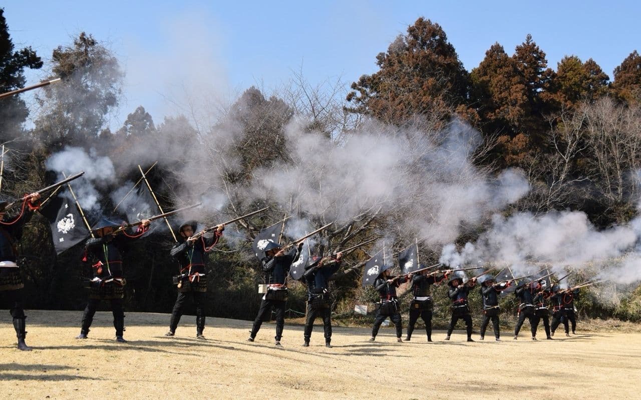 火縄銃発射